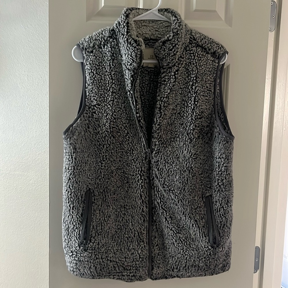 Fuzzy gray zippered vest